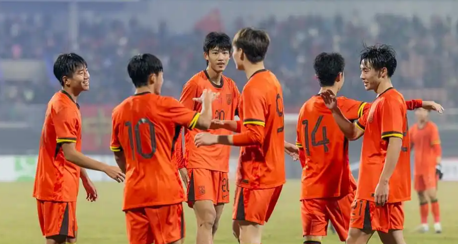 华体会体育app下载-U17集训名单出炉：邝兆雷帅惟浩领衔，备战亚洲杯战日本卡塔尔